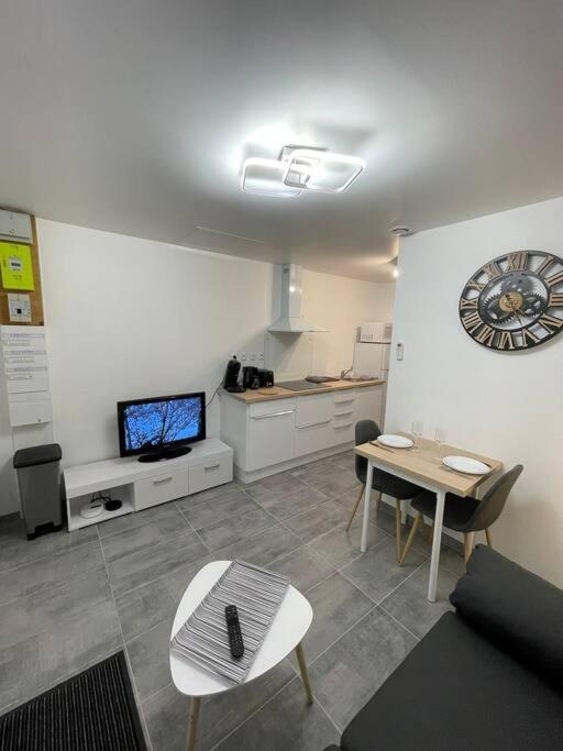 La Maisonnette Saint-Quentinoise Extérieur photo